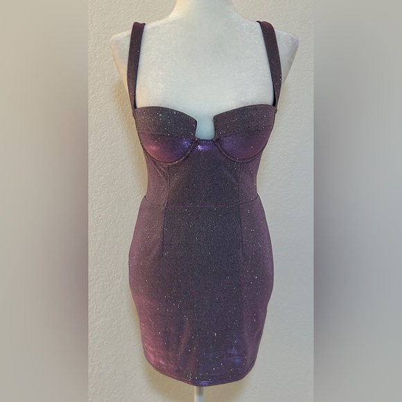 Superdown Leonie Lavender Metallic Bodycon Dress Size Small - Picture 3 of 11